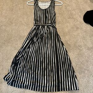 Blue & White Striped Sleeveless Maternity Dress